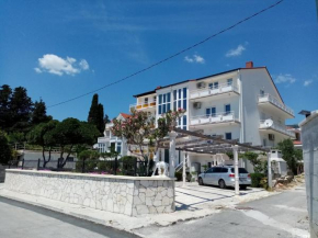 Apartmani Figaro l za odmor i rad